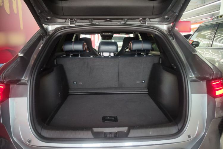 Used BYD Song PLUS New Energy 2023 Champion Edition DM-i 110KM Flagship PLUS Trunk