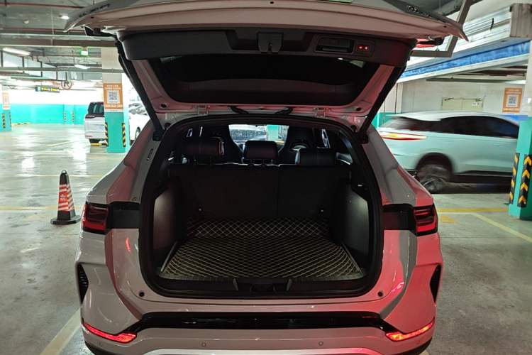 Used BYD Song PLUS New Energy 2023 Champion Edition DM-i 110KM Flagship Model Trunk