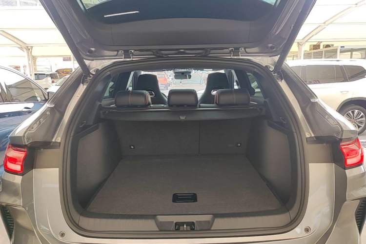 Used BYD Song PLUS New Energy 2023 Champion Edition DM-i 110KM Flagship Model Trunk