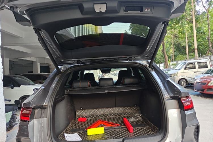 Used BYD Song PLUS New Energy 2023 Champion Edition DM-i 110KM Flagship PLUS Trunk