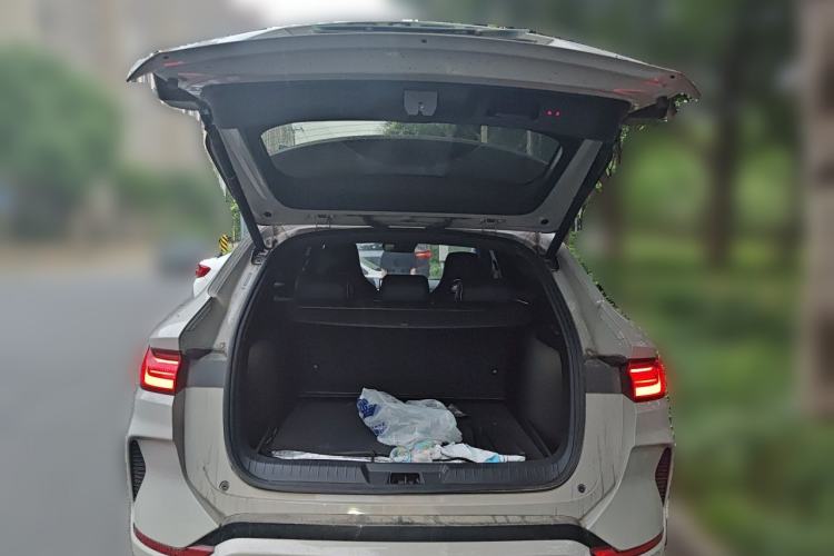 Used BYD Song PLUS New Energy 2023 Champion Edition DM-i 150KM Flagship PLUS Trunk