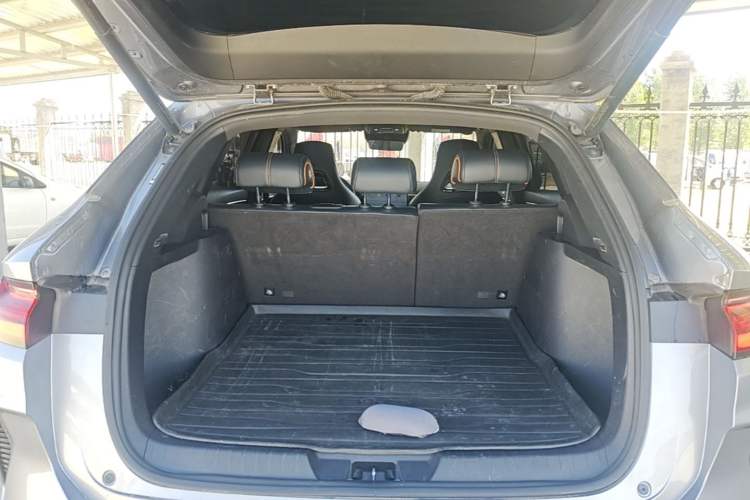 Used BYD Song PLUS New Energy 2023 Champion Edition DM-i 110KM Flagship PLUS Trunk