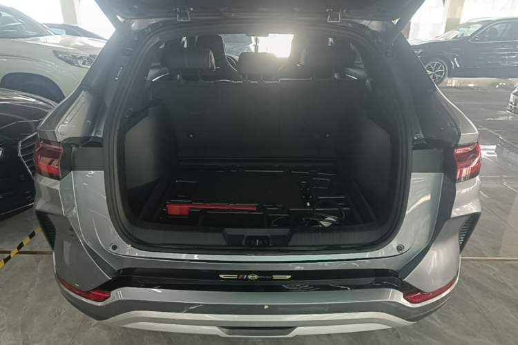 Used BYD Song PLUS New Energy 2023 Champion Edition DM-i 110KM Flagship Model Trunk