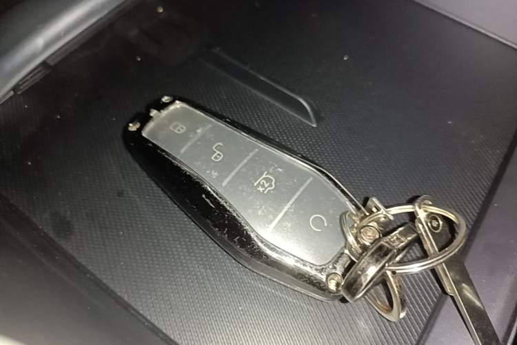 Used BYD Song PLUS New Energy 2023 Champion Edition DM-i 110KM Flagship PLUS Vehicle Key
