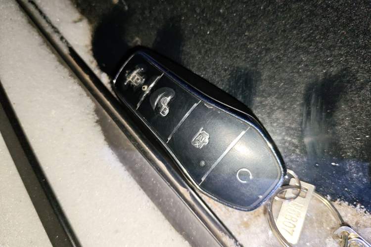 Used BYD Song PLUS New Energy 2023 Champion Edition EV 520KM Flagship Model Vehicle Key