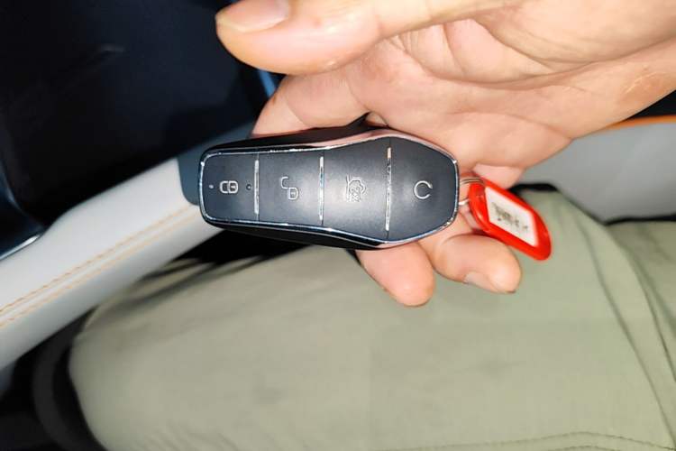 Used BYD Song PLUS New Energy 2023 Champion Edition DM-i 110KM Flagship Model Vehicle Key