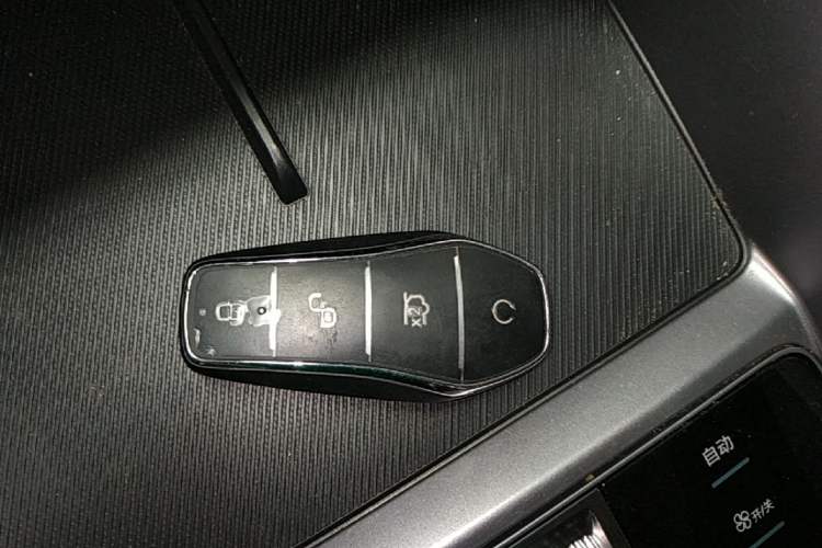 Used BYD Song PLUS New Energy 2023 Champion Edition DM-i 110KM Flagship Model Vehicle Key