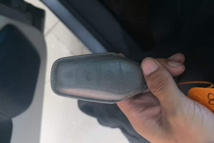Used BYD Song PLUS New Energy 2023 Champion Edition DM-i 110KM Flagship PLUS Vehicle Key