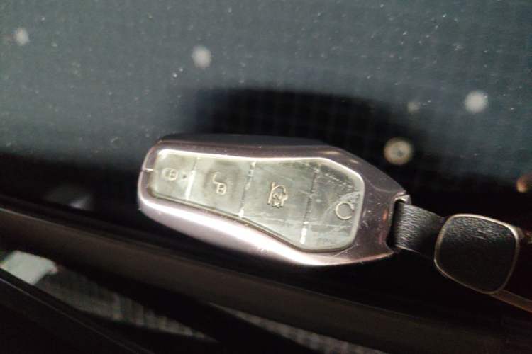 Used BYD Song PLUS New Energy 2023 Champion Edition DM-i 110KM Flagship Model Vehicle Key