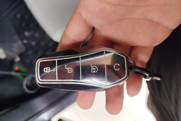 Used BYD Song PLUS New Energy 2023 Champion Edition DM-i 110KM Flagship Model Vehicle Key