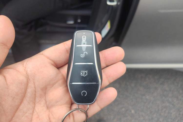 Used BYD Song PLUS New Energy 2023 Champion Edition DM-i 110KM Flagship Model Vehicle Key
