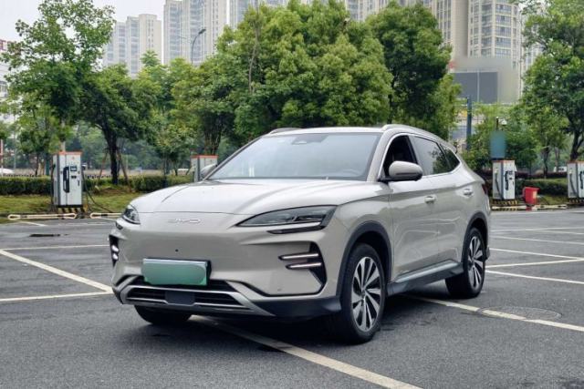 Used BYD Song PLUS New Energy 2023 Champion Edition EV 520KM Flagship Model