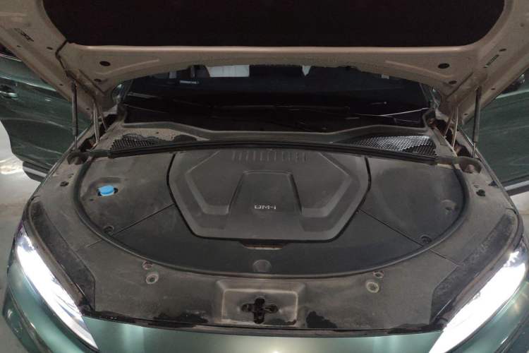 Used BYD Song PLUS New Energy 2023 Champion Edition DM-i 110KM Flagship PLUS Engine Bay