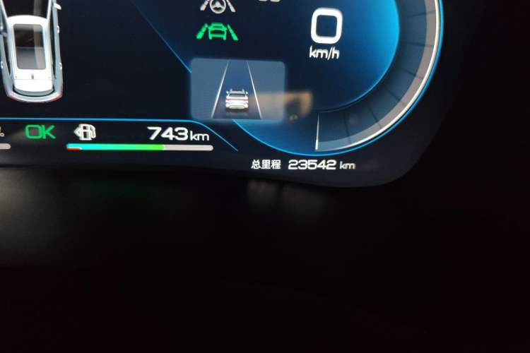 Used BYD Song PLUS New Energy 2023 Champion Edition DM-i 110KM Flagship PLUS Odometer Close Up