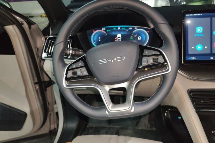 Used BYD Song PLUS New Energy 2023 Champion Edition DM-i 110KM Flagship PLUS Steering Wheel