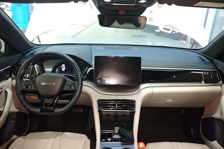 Used BYD Song PLUS New Energy 2023 Champion Edition DM-i 110KM Flagship Model Center Console