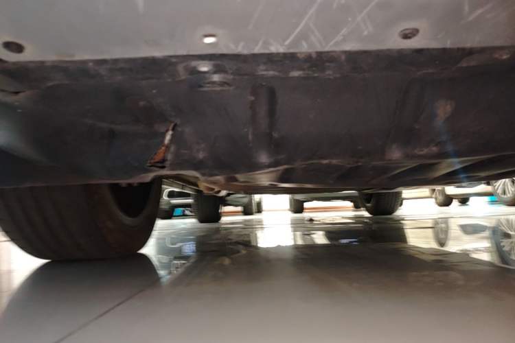 Used BYD Song PLUS New Energy 2023 Champion Edition DM-i 110KM Flagship Model Chassis Front Right