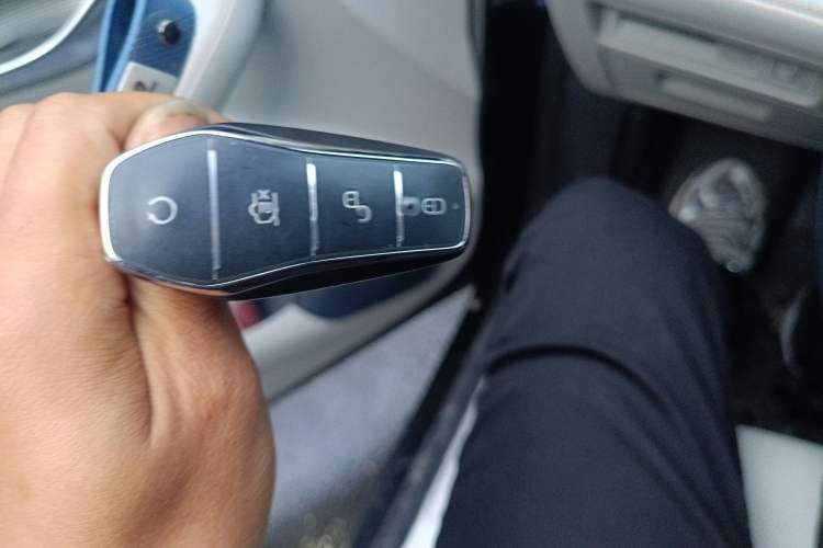 Used BYD Song PLUS New Energy 2023 Champion Edition EV 605KM Flagship PLUS Vehicle Key