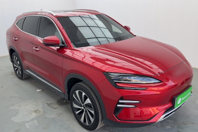Used BYD Song PLUS New Energy 2023 Champion Edition EV 520KM Luxury Model Exterior 4