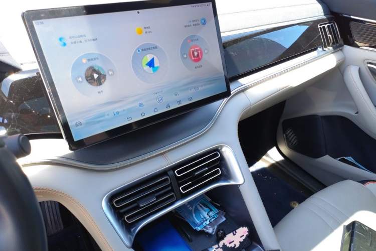 Used BYD Song PLUS New Energy 2023 Champion Edition EV 520KM Prestige Model Audio And AC Panel