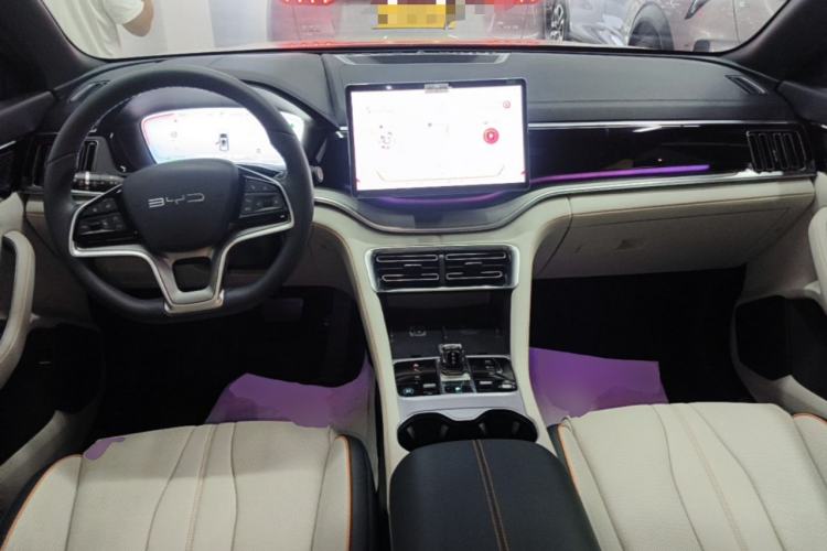 Used BYD Song PLUS New Energy 2023 Champion Edition DM-i 150KM Flagship PLUS Center Console