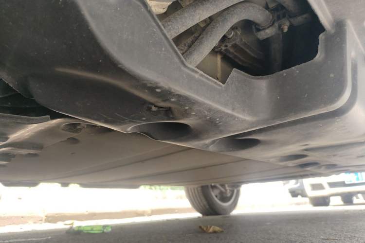 Used BYD Song PLUS New Energy 2023 Champion Edition DM-i 110KM Flagship Model Chassis Front Left