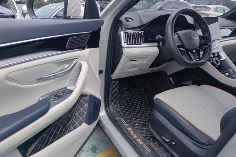Used BYD Song PLUS New Energy 2023 Champion Edition DM-i 110KM Flagship PLUS Driver Seat