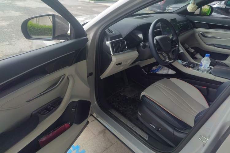 Used BYD Song PLUS New Energy 2023 Champion Edition DM-i 150KM Flagship PLUS Driver Seat