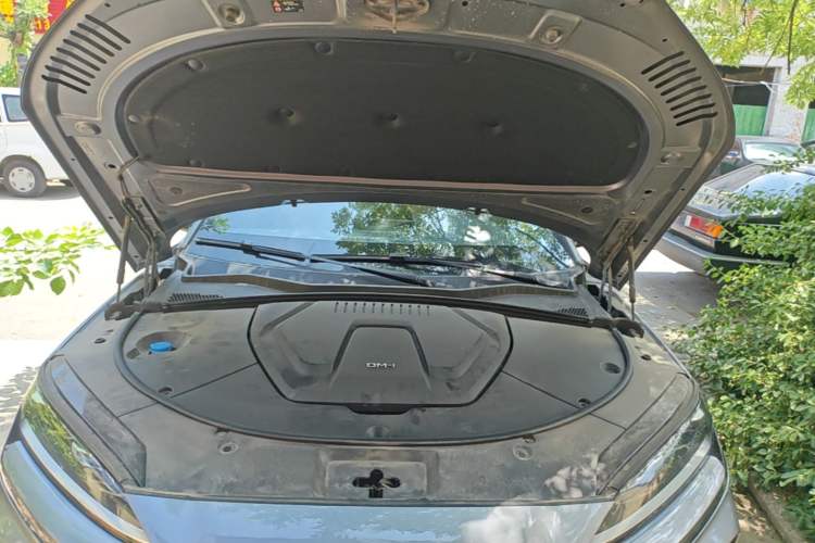 Used BYD Song PLUS New Energy 2023 Champion Edition DM-i 150KM Flagship PLUS Engine Bay