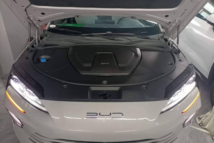 Used BYD Song PLUS New Energy 2023 Champion Edition DM-i 110KM Flagship Model Engine Bay