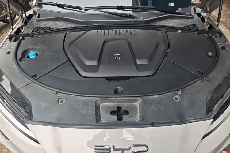 Used BYD Song PLUS New Energy 2023 Champion Edition EV 520KM Prestige Model Engine Bay
