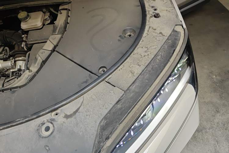 Used BYD Song PLUS New Energy 2023 Champion Edition DM-i 110KM Flagship Model Engine Bay Left