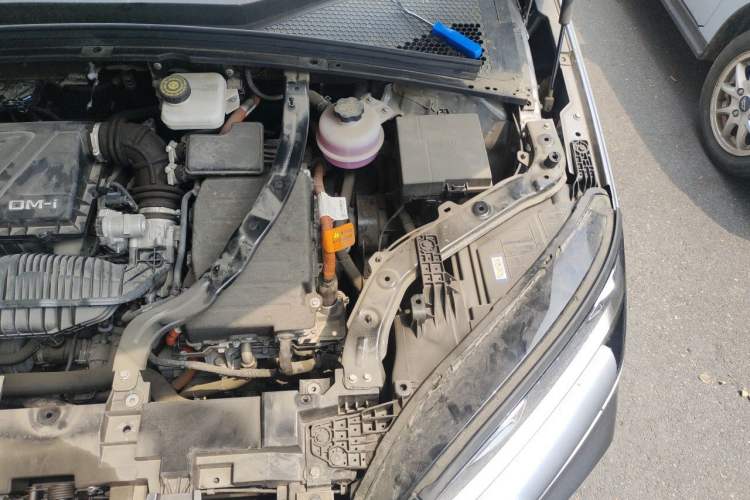 Used BYD Song PLUS New Energy 2023 Champion Edition DM-i 110KM Flagship Model Engine Bay Left