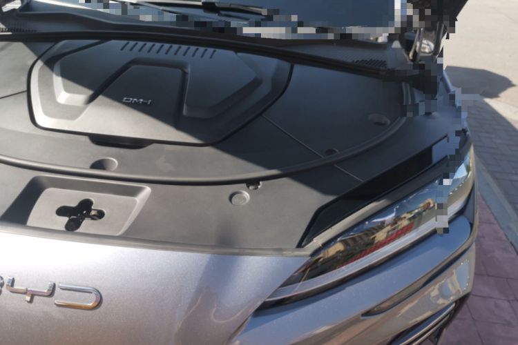 Used BYD Song PLUS New Energy 2023 Champion Edition DM-i 110KM Flagship PLUS Engine Bay Left