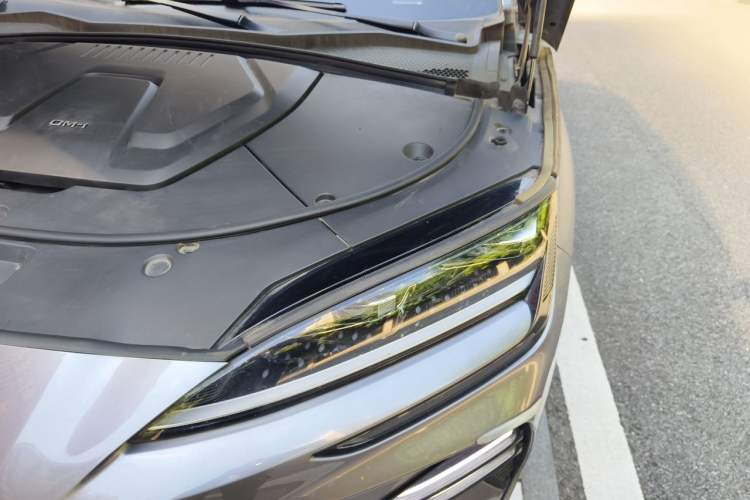 Used BYD Song PLUS New Energy 2023 Champion Edition DM-i 110KM Flagship Model Engine Bay Left