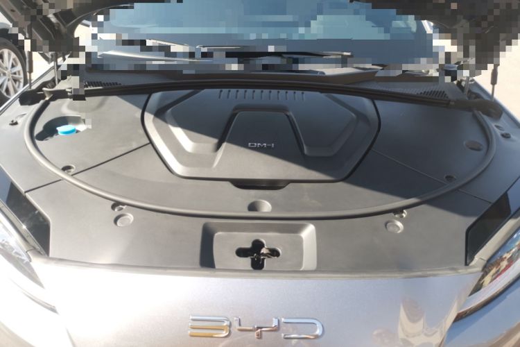 Used BYD Song PLUS New Energy 2023 Champion Edition DM-i 110KM Flagship PLUS Engine Bay
