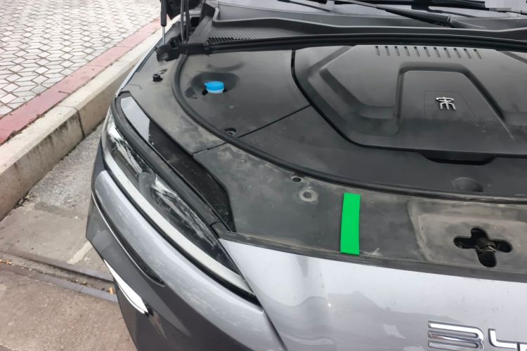Used BYD Song PLUS New Energy 2023 Champion Edition EV 520KM Flagship Model Engine Bay Right
