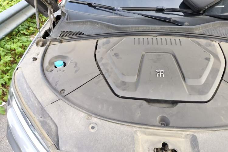 Used BYD Song PLUS New Energy 2023 Champion Edition EV 520KM Prestige Model Engine Bay Right