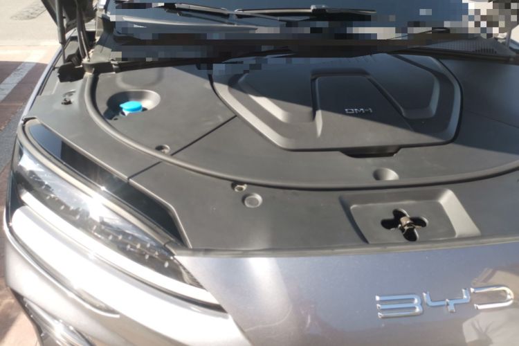 Used BYD Song PLUS New Energy 2023 Champion Edition DM-i 110KM Flagship PLUS Engine Bay Right