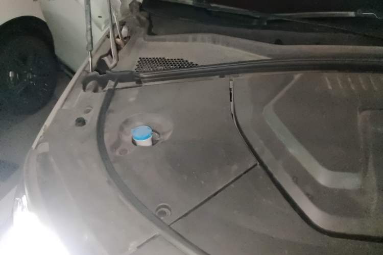 Used BYD Song PLUS New Energy 2023 Champion Edition DM-i 110KM Flagship Model Engine Bay Right