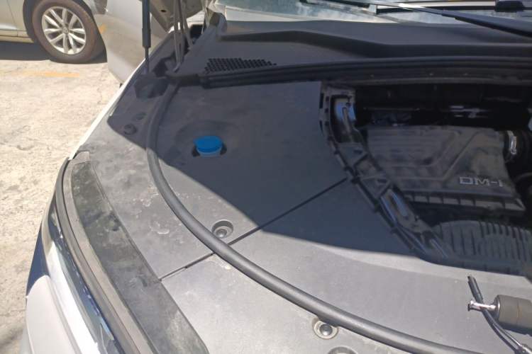 Used BYD Song PLUS New Energy 2023 Champion Edition DM-i 110KM Flagship Model Engine Bay Right