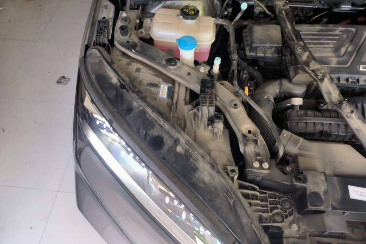 Used BYD Song PLUS New Energy 2023 Champion Edition DM-i 110KM Flagship PLUS Engine Bay Right