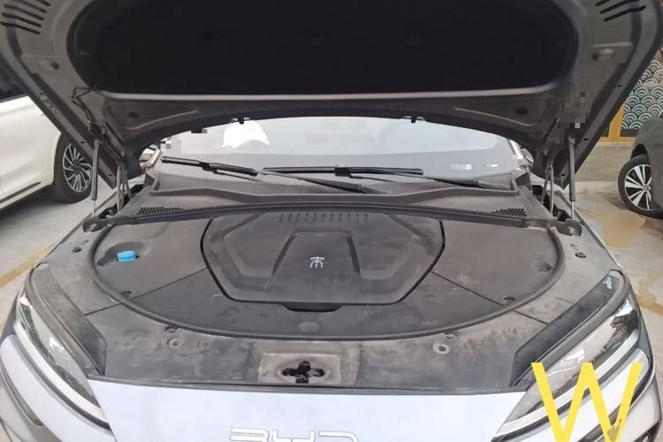 Used BYD Song PLUS New Energy 2023 Champion Edition EV 520KM Prestige Model Engine Bay