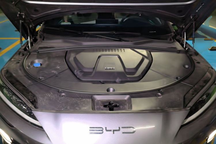 Used BYD Song PLUS New Energy 2023 Champion Edition DM-i 110KM Flagship Model Engine Bay