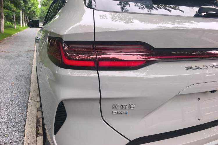 Used BYD Song PLUS New Energy 2023 Champion Edition DM-i 150KM Flagship PLUS Exterior 1