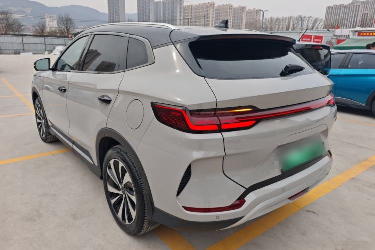 Used BYD Song PLUS New Energy 2023 Champion Edition EV 520KM Prestige Model Exterior 2