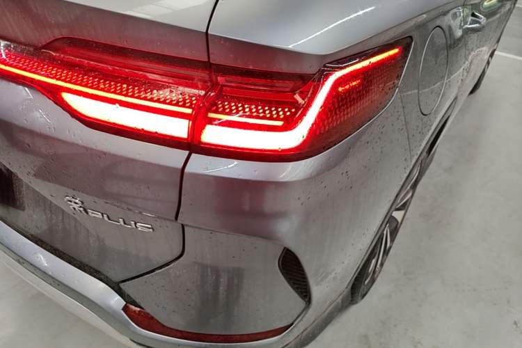 Used BYD Song PLUS New Energy 2023 Champion Edition DM-i 110KM Flagship PLUS Exterior 3