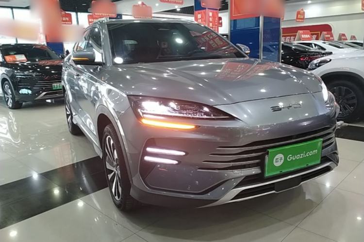 Used BYD Song PLUS New Energy 2023 Champion Edition DM-i 110KM Flagship PLUS Front Right 45 Deg