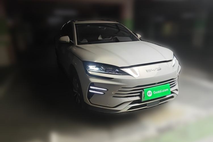 Used BYD Song PLUS New Energy 2023 Champion Edition DM-i 110KM Flagship Model Front Right 45 Deg