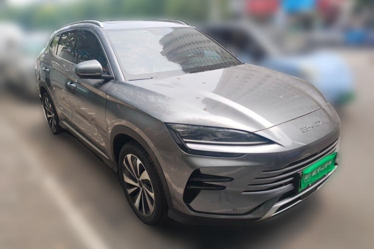 Used BYD Song PLUS New Energy 2023 Champion Edition DM-i 110KM Flagship Model Front Right 45 Deg